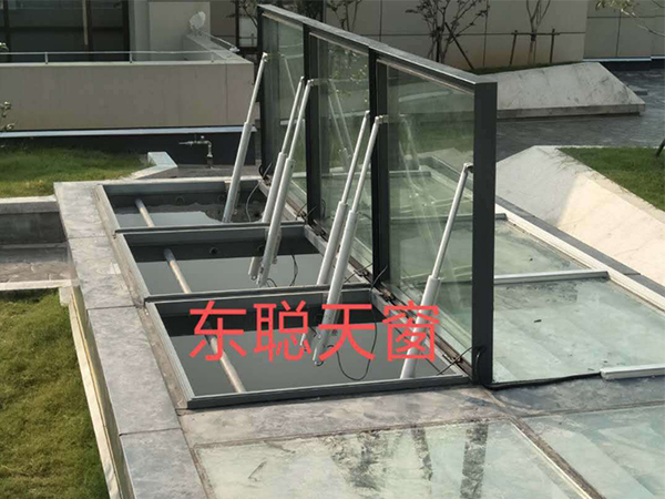 120型上懸天窗